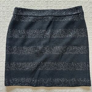 Ann Taylor LOFT Women’s Black Sequin Stripe Skirt Size 8P Never worn